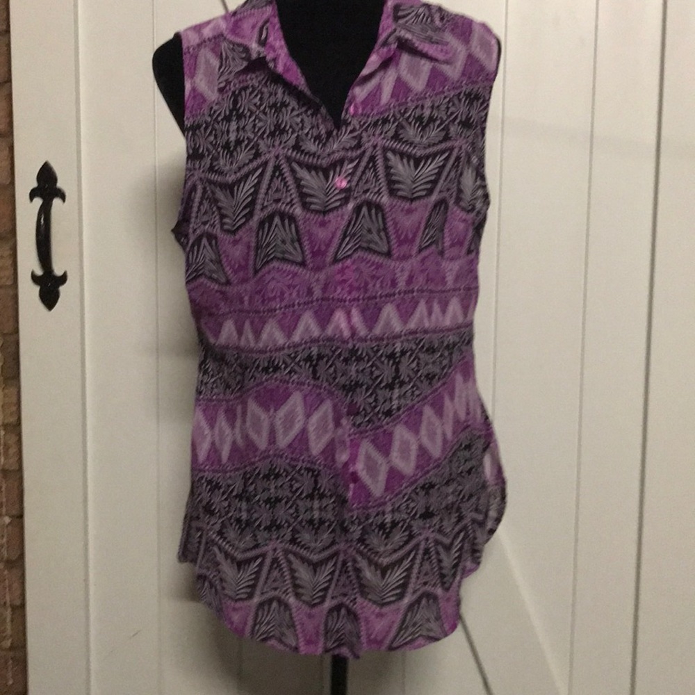 Attention Ladies Colorful Hi-Lo Tank EUC